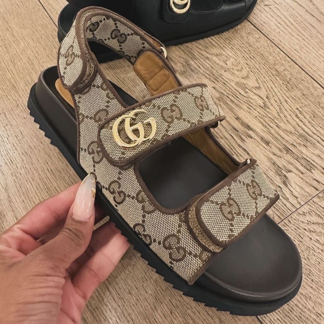 SANDALIAS MUJER GUCCI GG